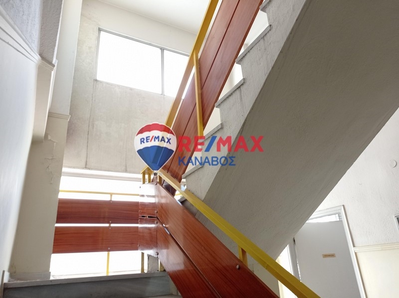 Επαγγελματικός χώρος 195 τ.μ.