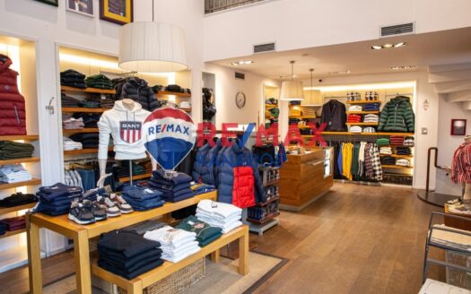 Επιχείρηση ένδυσης 154 τ.μ.