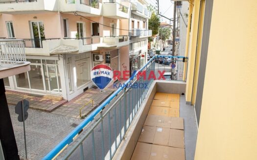 Διώροφη οικοδομή