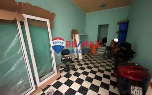 Καταστήματα 136 τ.μ.