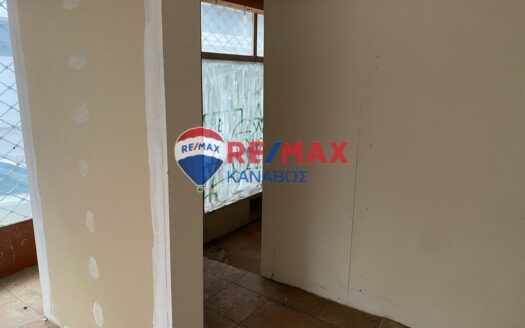 Καταστήματα 136 τ.μ.