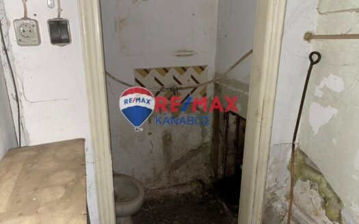 Καταστήματα 136 τ.μ.