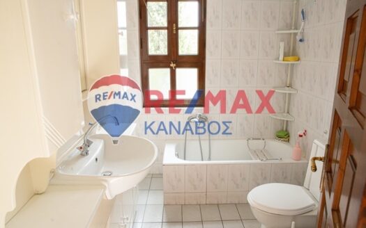 Κτίριο 230 τ.μ.